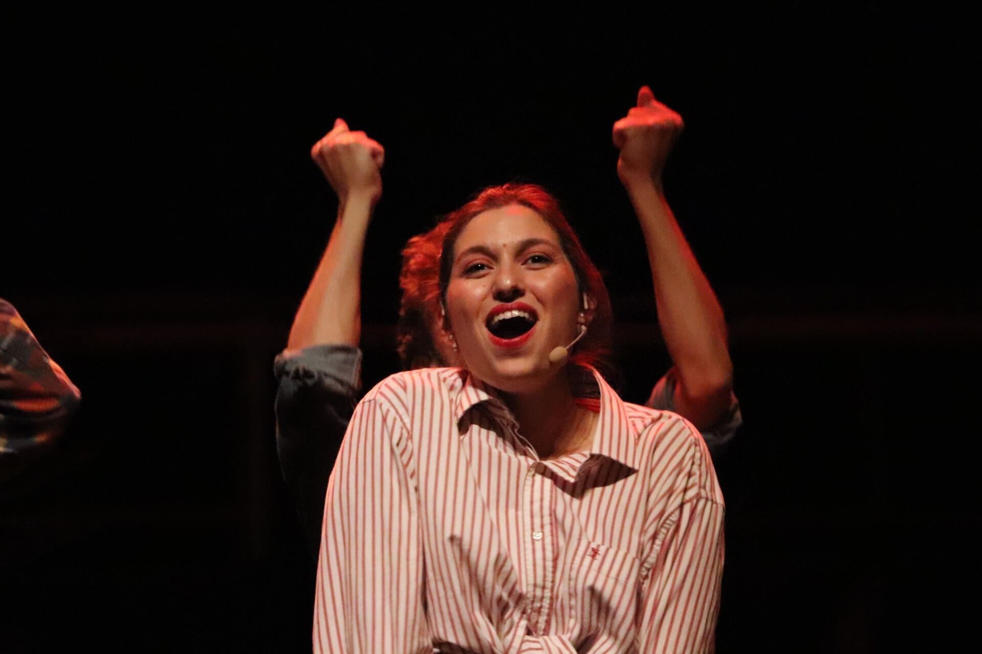 Beatriz Viamonte a cantar em palco